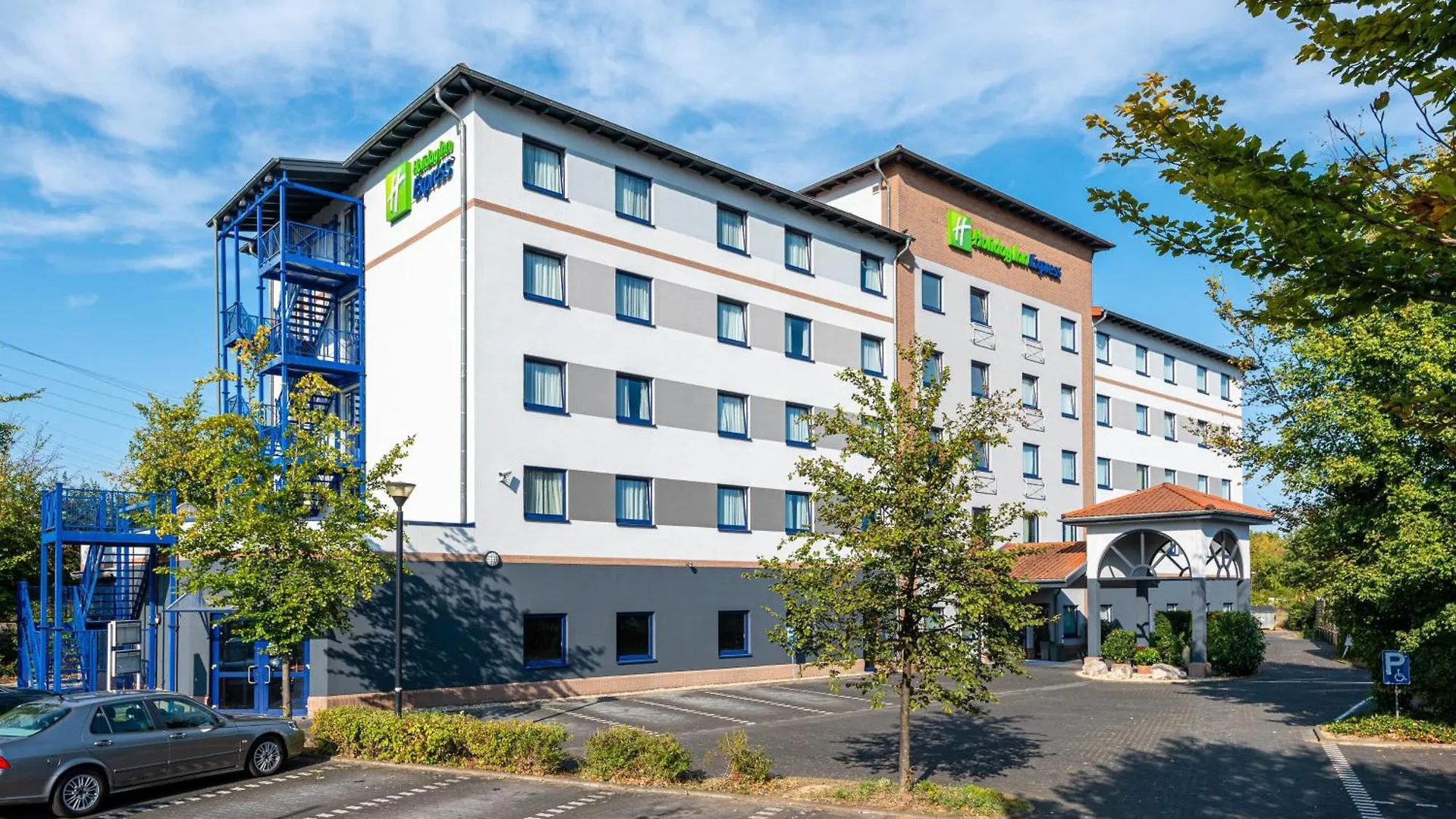 Holiday Inn Express Cologne Troisdorf By Ihg 3*,